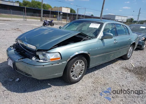 2006 Lincoln Town Car Signature L z USA, uszkodzony, nr VIN 1LNHM85V86Y626640